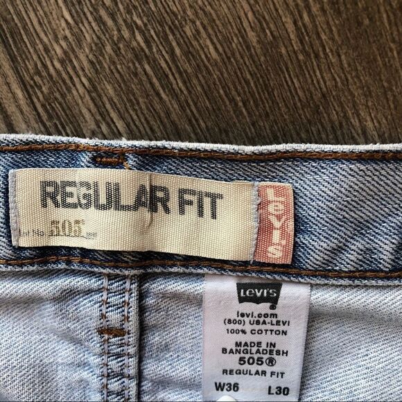 Levi’s 505 Regular Fit Distressed Jeans 36 X 30 (price is for 1 pair) - Picture 7 of 7